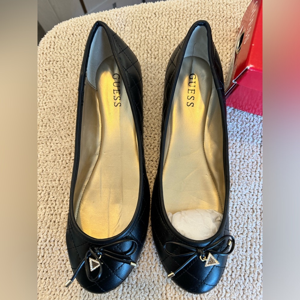 Guess Flats-Gracie- Size 10M